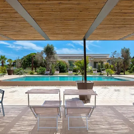 Li Frutti Farm stay Otranto